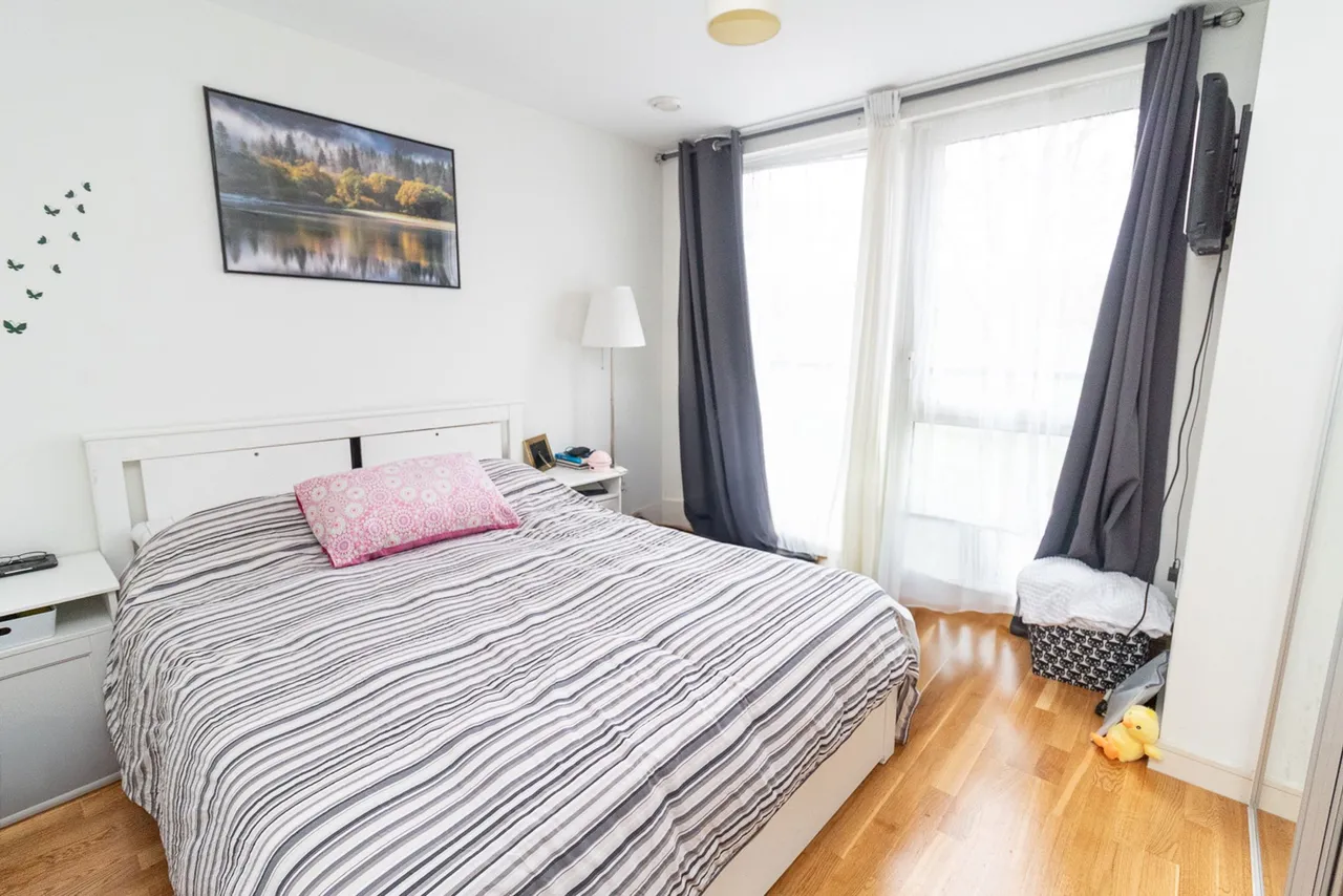 Green Lane, HA8, photo 6