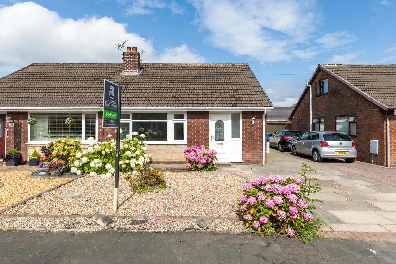 Neargates, Charnock Richard, PR7, photo 14