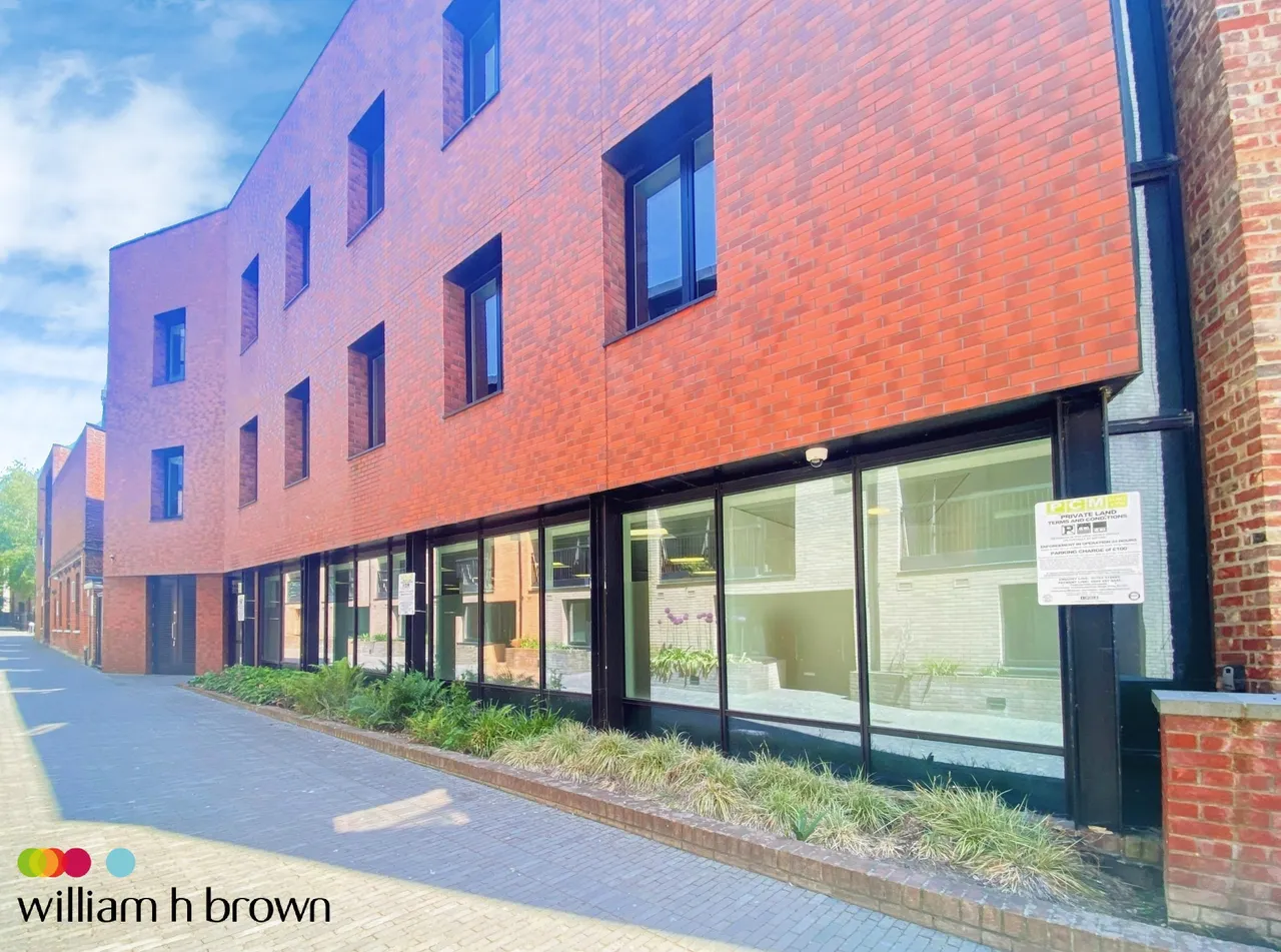 2 bed flat to rent — Baskett Court, Cannons Mews, CHELMSFORD