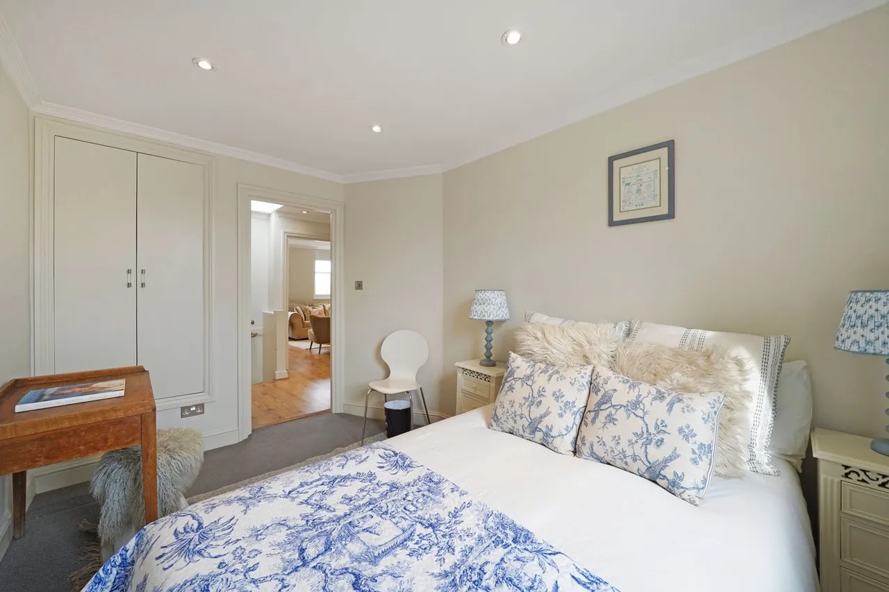 Eardley Crescent, London, SW5, photo 10