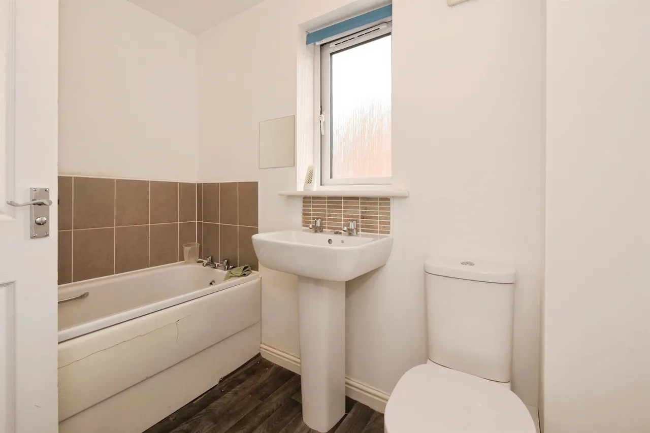 Bryn Eirlys Bridgend, CF35, photo 11