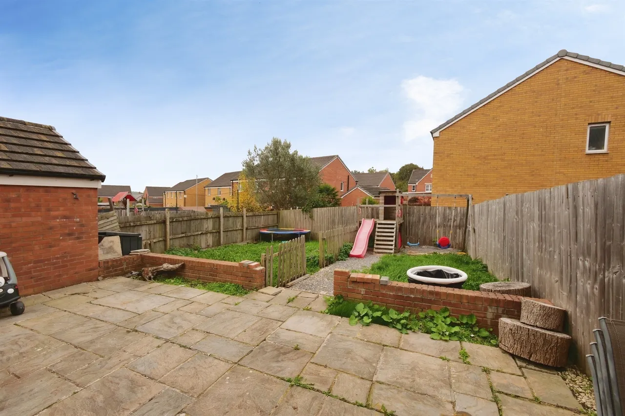 Bryn Eirlys Bridgend, CF35, photo 2