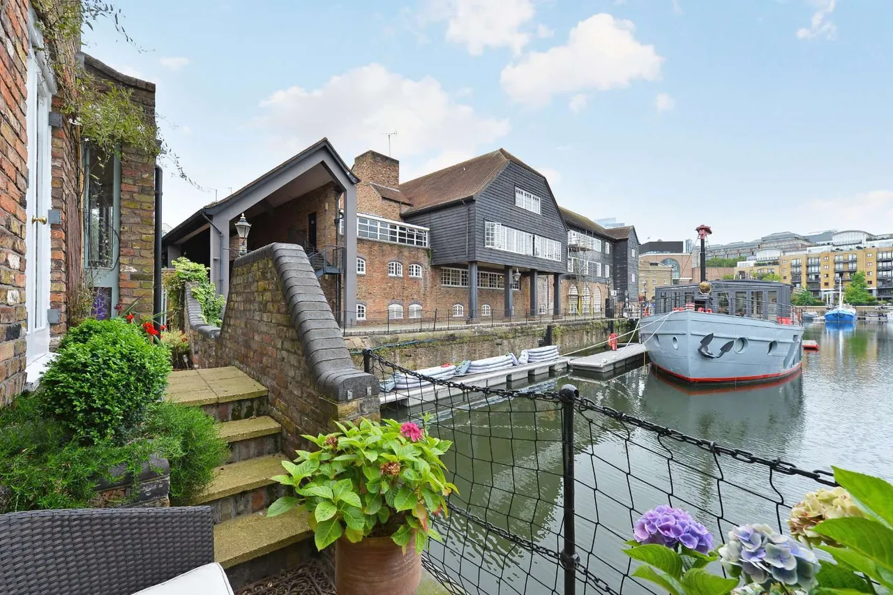Mews Street, London, E1W 1UG, photo 3