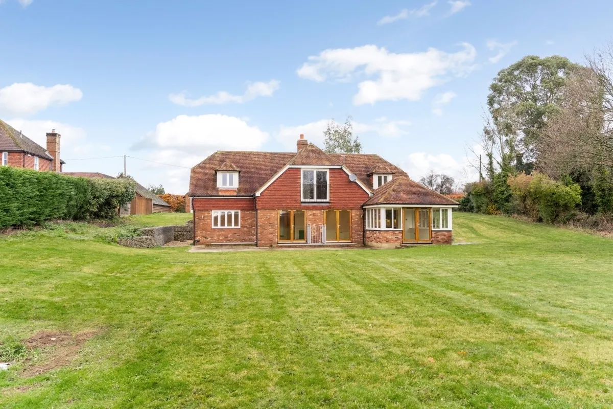 5 bed house to rent — Furnace Lane Tonbridge TN12
