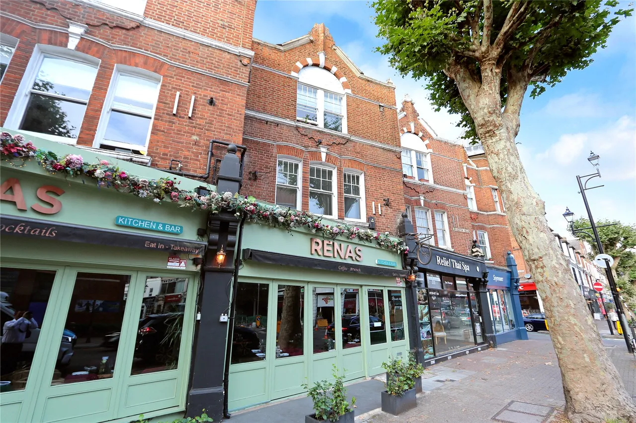 1 bed flat for sale, Brighton Road, Surbiton, KT6