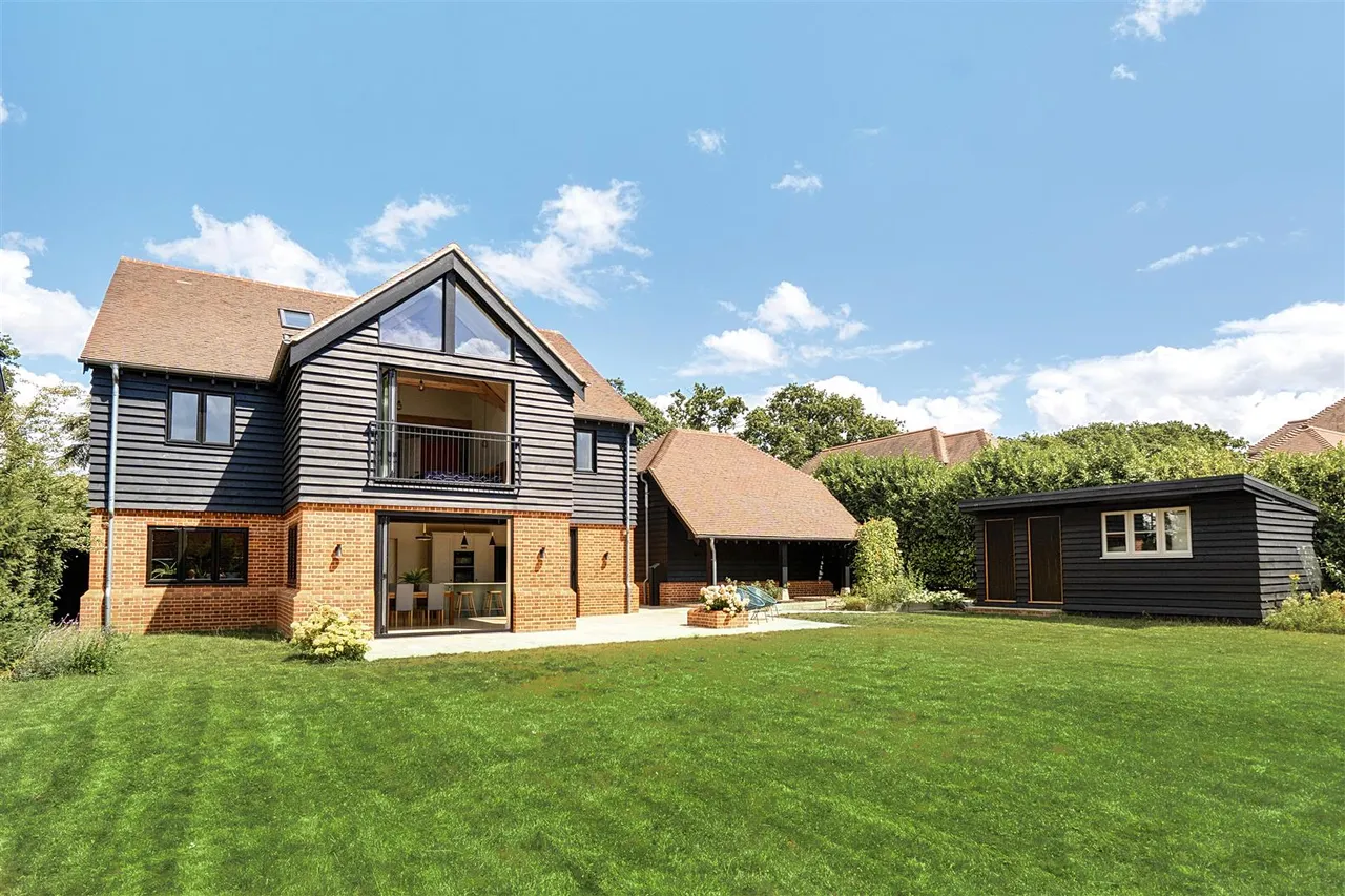 5 bed house for sale — Greenaway Lane, Warsash