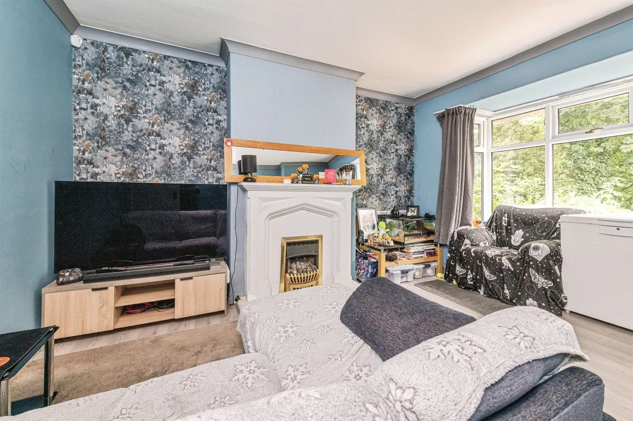 Almondbury Bank, Almondbury, Huddersfield, photo 6