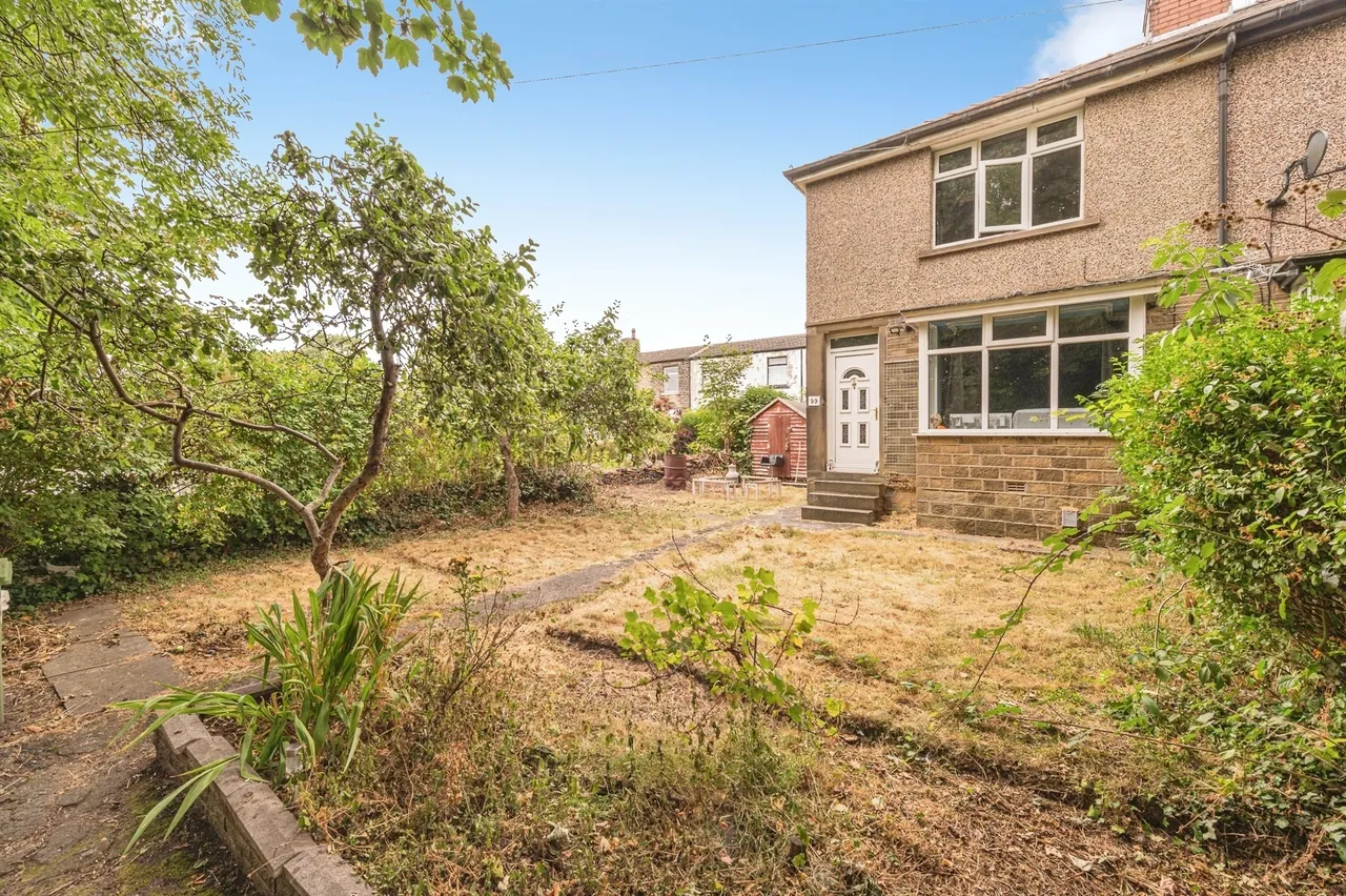 Almondbury Bank, Almondbury, Huddersfield, photo 12
