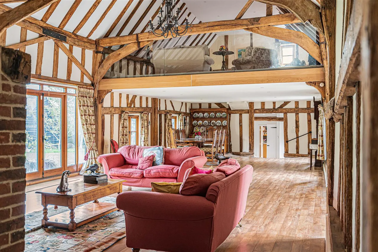 Great Sampford, Saffron Walden, CB10, photo 3
