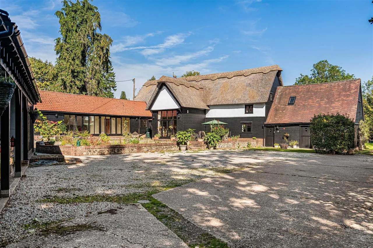 Great Sampford, Saffron Walden, CB10, photo 32