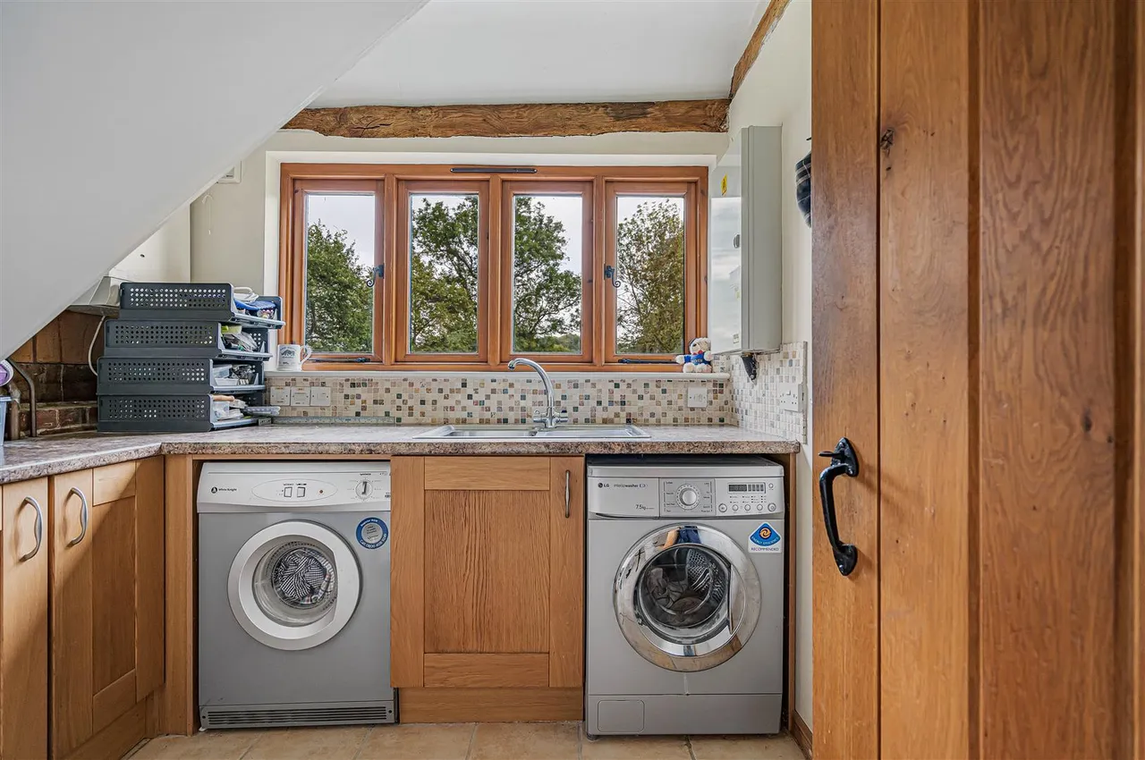 Great Sampford, Saffron Walden, CB10, photo 11