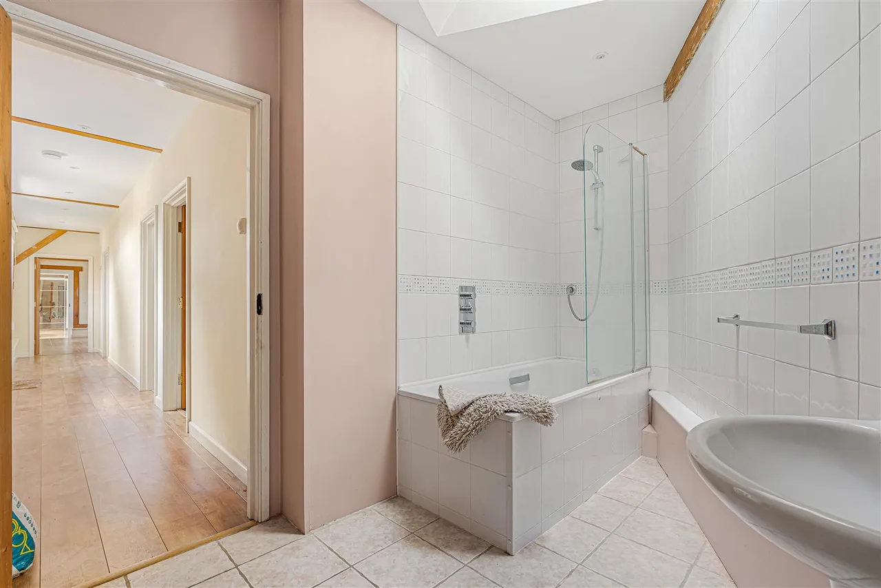 Great Sampford, Saffron Walden, CB10, photo 22