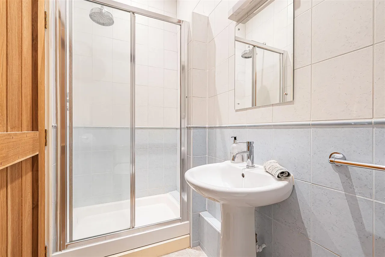 Great Sampford, Saffron Walden, CB10, photo 14