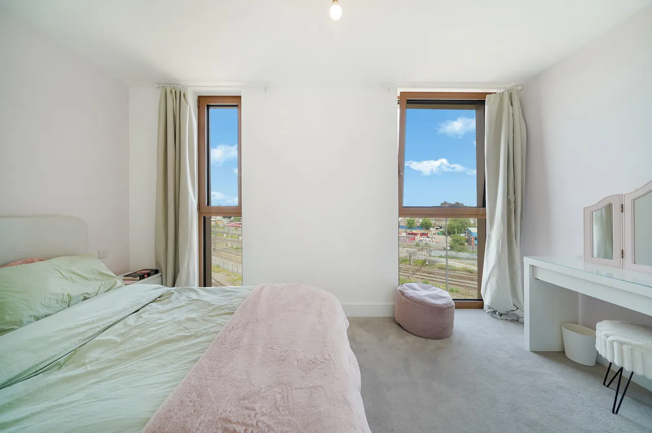 Kensal View, Goodhall Street, NW10, photo 10