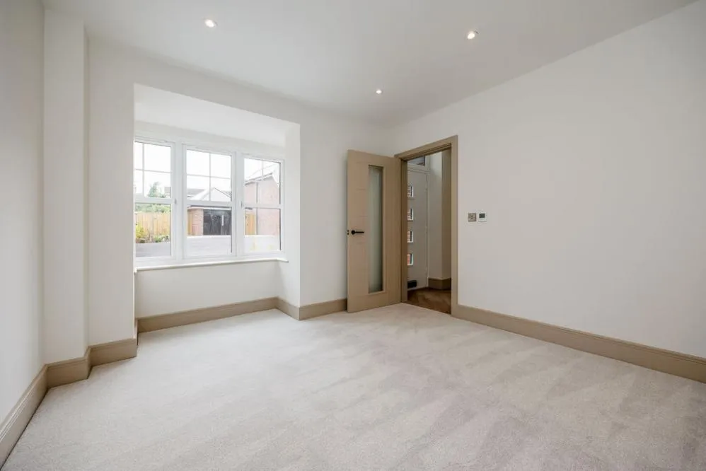 Oaks Drive, St. Leonards, BH24, photo 9