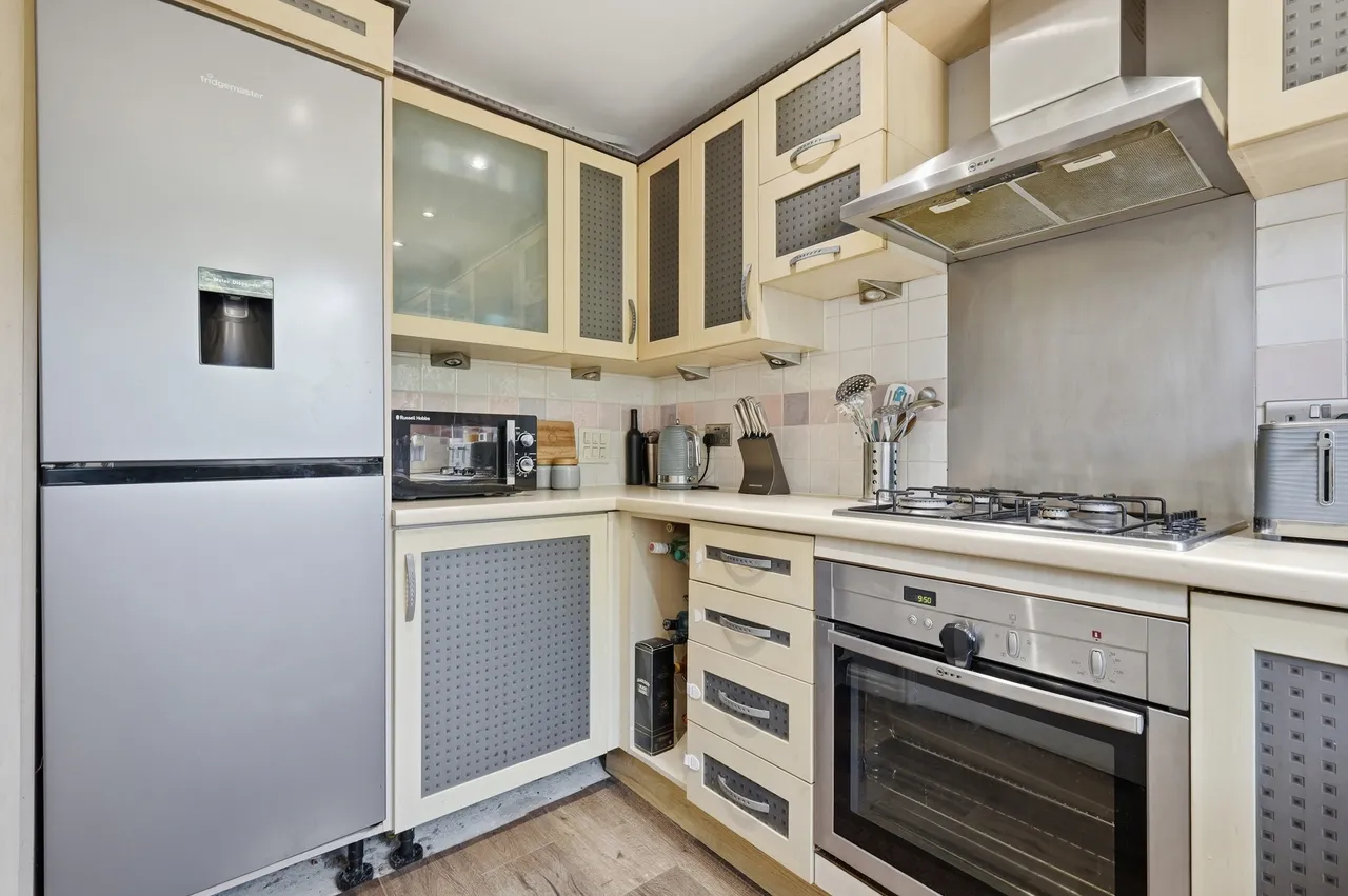 Stoney Bridge Drive, Waltham Abbey, EN9, photo 12