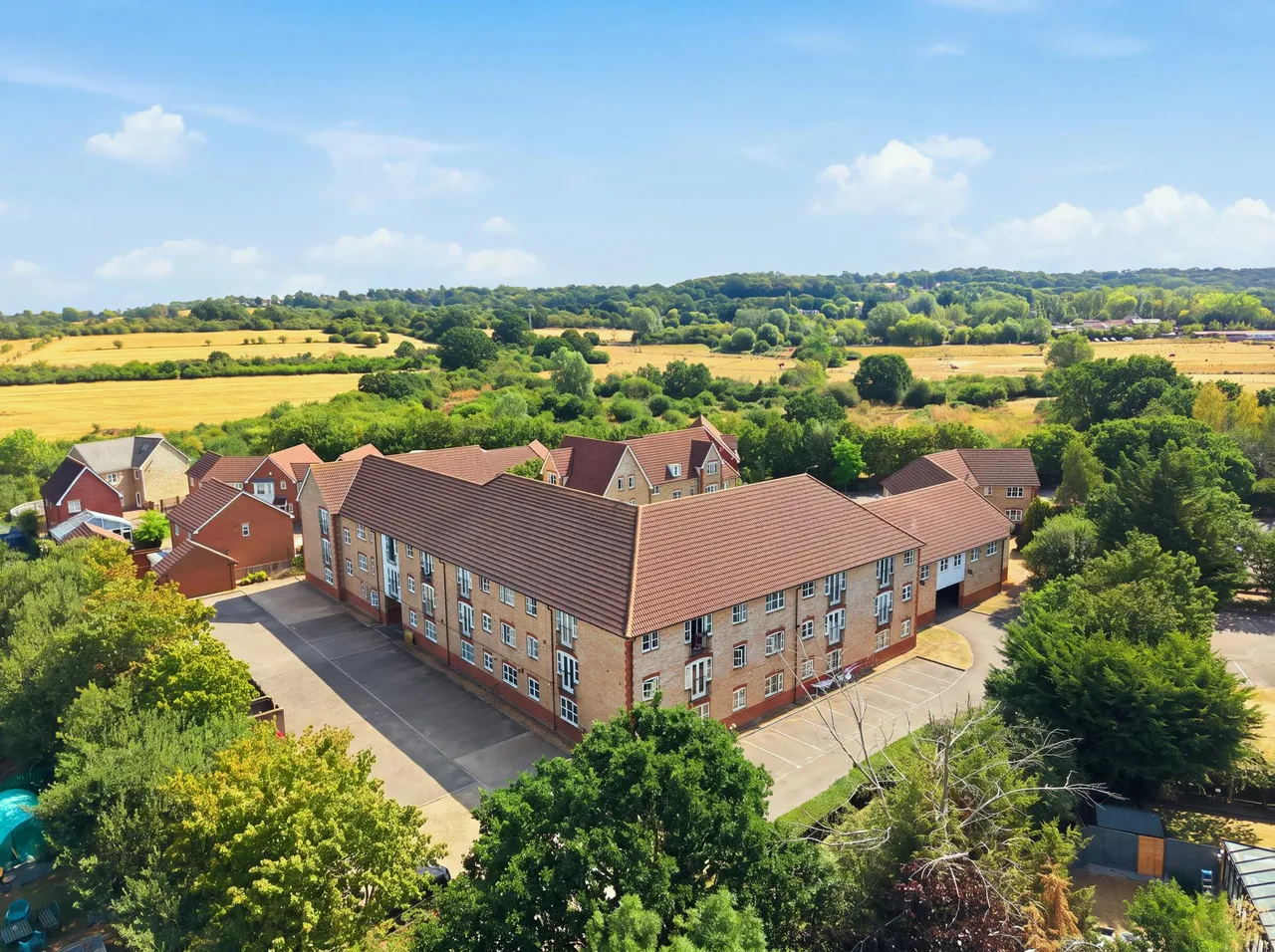 Stoney Bridge Drive, Waltham Abbey, EN9, photo 10