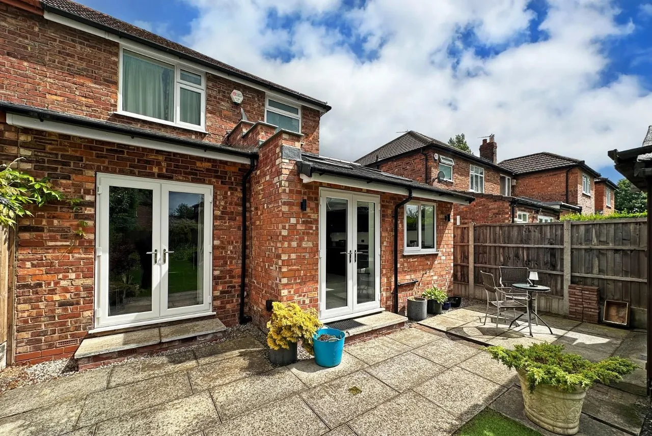 Langham Grove, Timperley WA15 6DU, photo 16