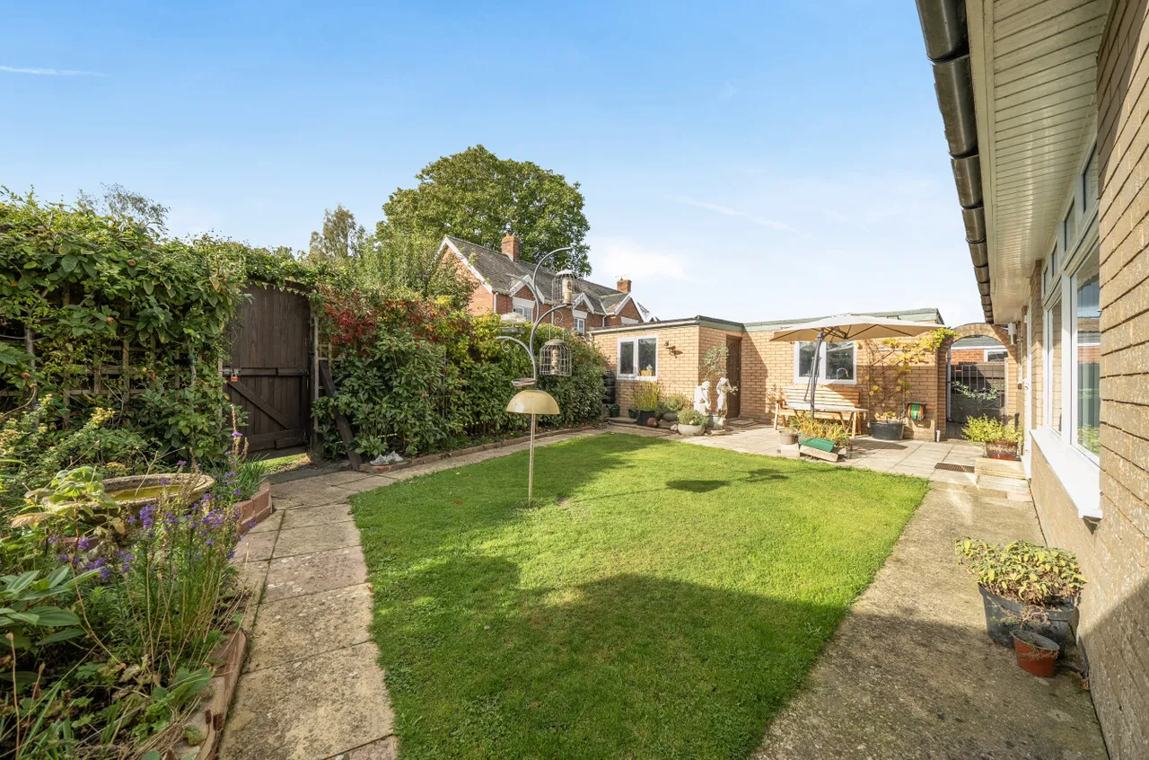 Fairview Avenue, Guilsfield, photo 19