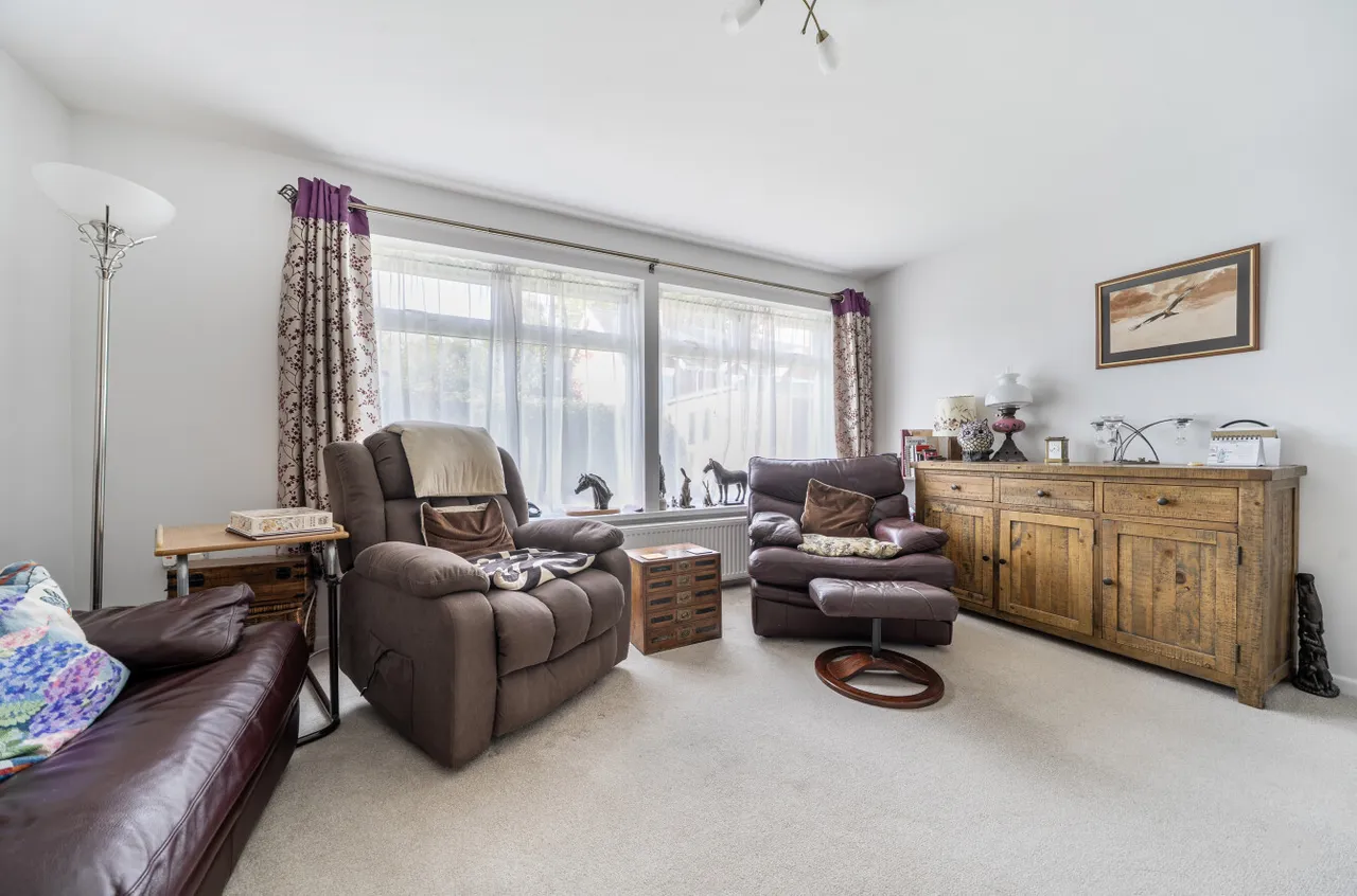 Fairview Avenue, Guilsfield, photo 5