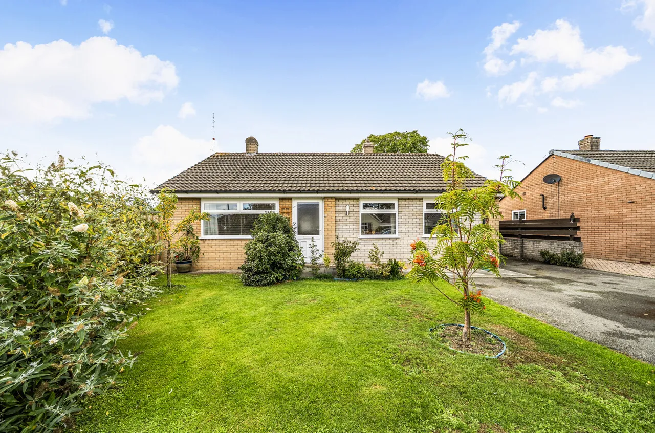 Fairview Avenue, Guilsfield, photo 16