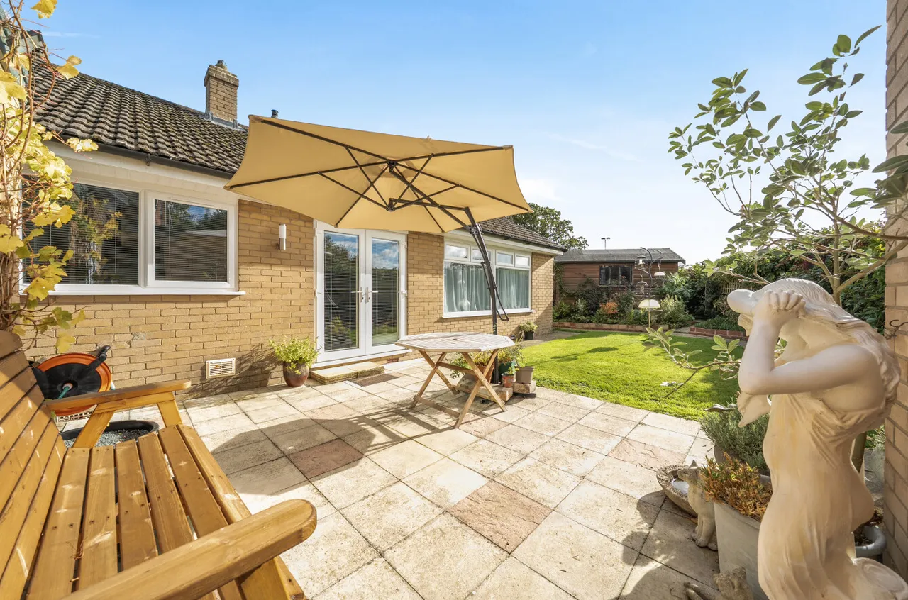 Fairview Avenue, Guilsfield, photo 17