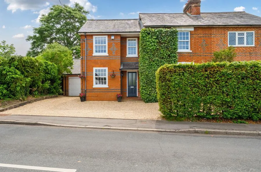 Warfield Street, Warfield, RG42, photo 31