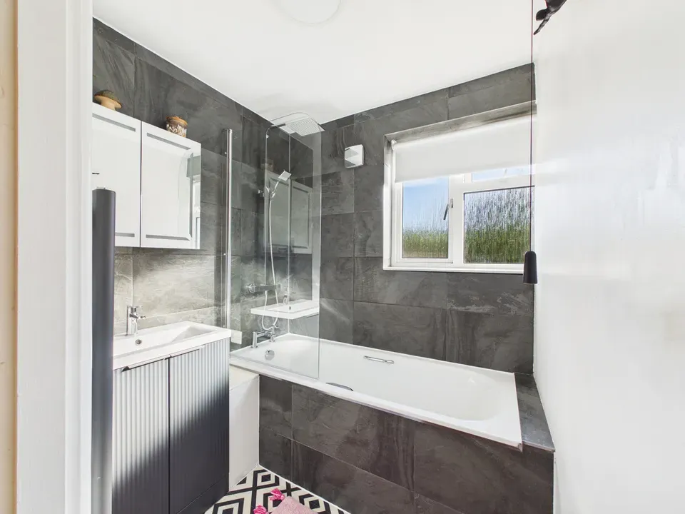 Meadowside, Storrington, photo 6