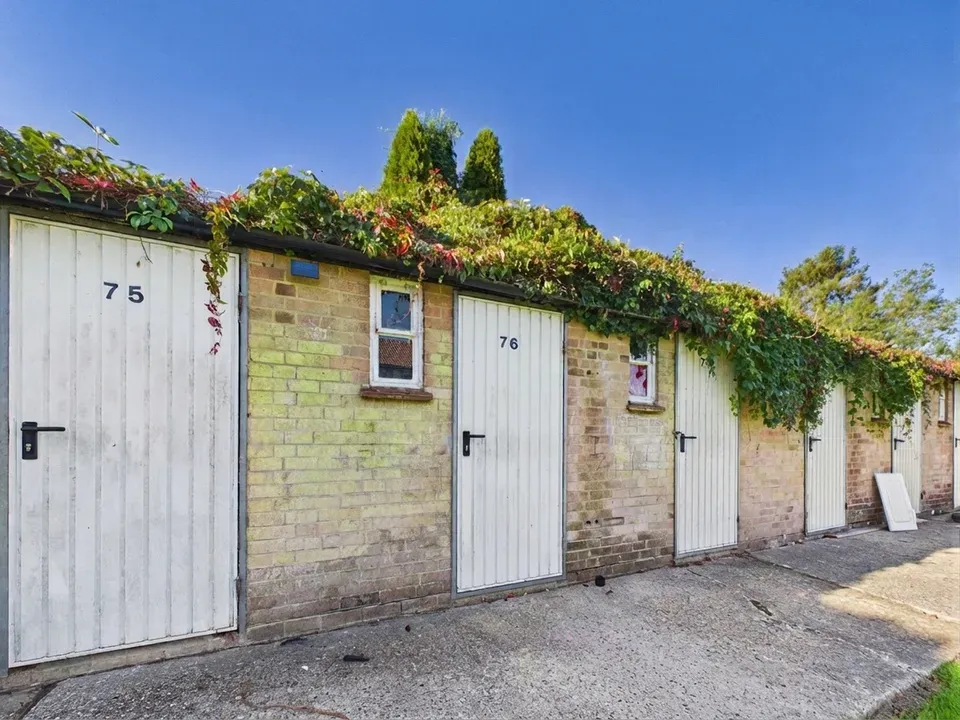 Meadowside, Storrington, photo 9
