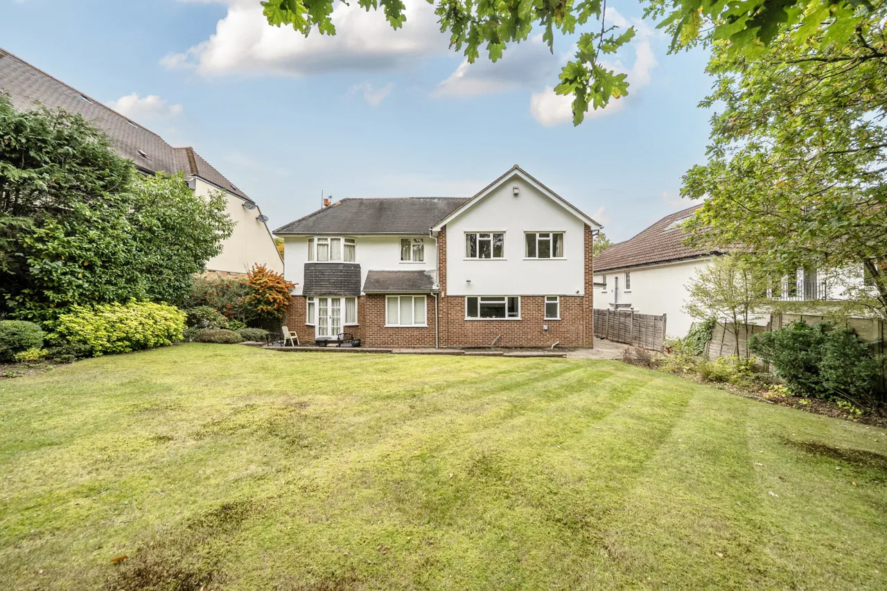 Fulmer Drive, Gerrards Cross, SL9, photo 23