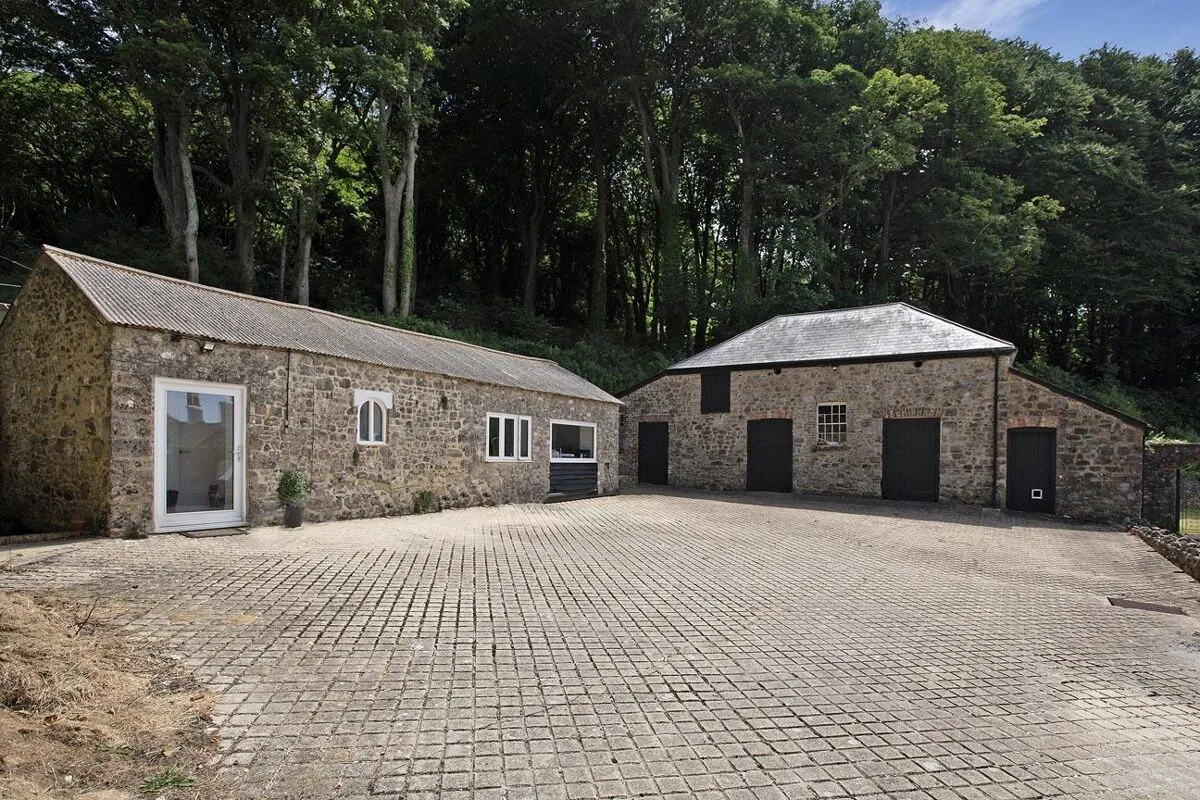 Axmouth, EX12, photo 26