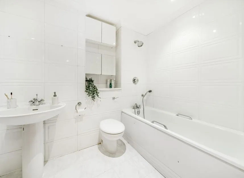 Herbal Hill, Clerkenwell, EC1R, photo 7