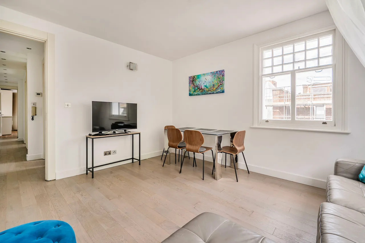Flat 5, 43 Tedworth Square, London, photo 9