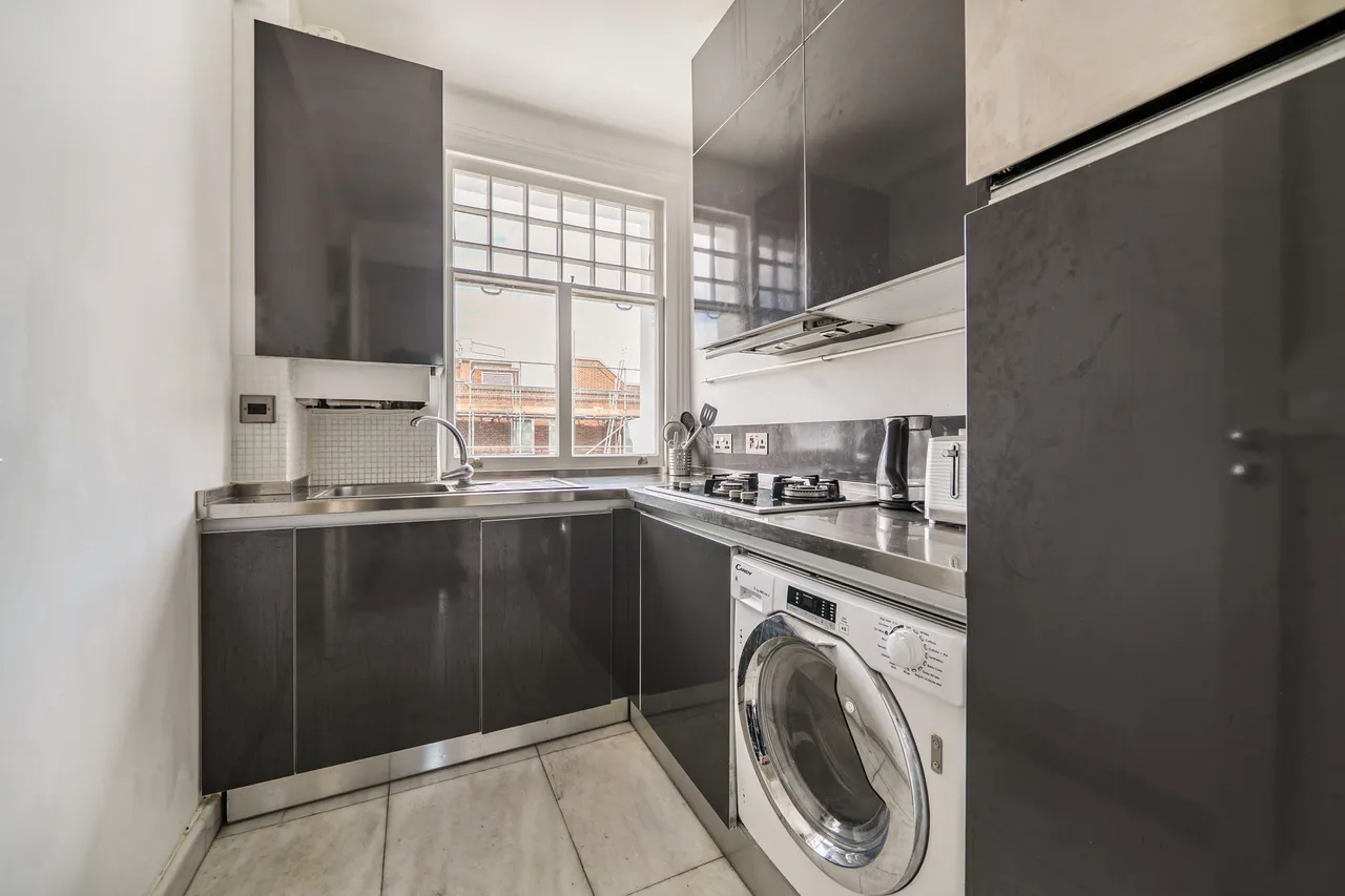 Flat 5, 43 Tedworth Square, London, photo 3