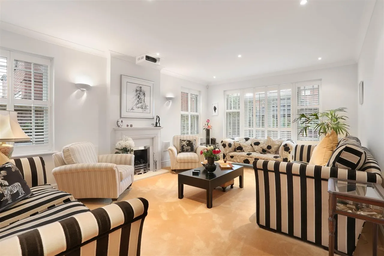 Sutton Lane, Banstead, SM7 3RB, photo 6