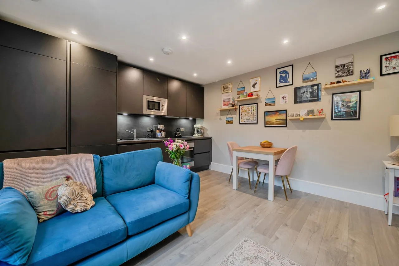 Bromley Common, BR2, photo 14