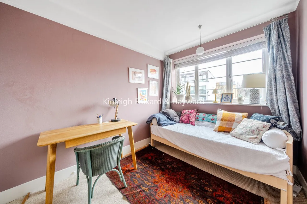 Lee High Road, Hither Green, London, SE13, photo 6