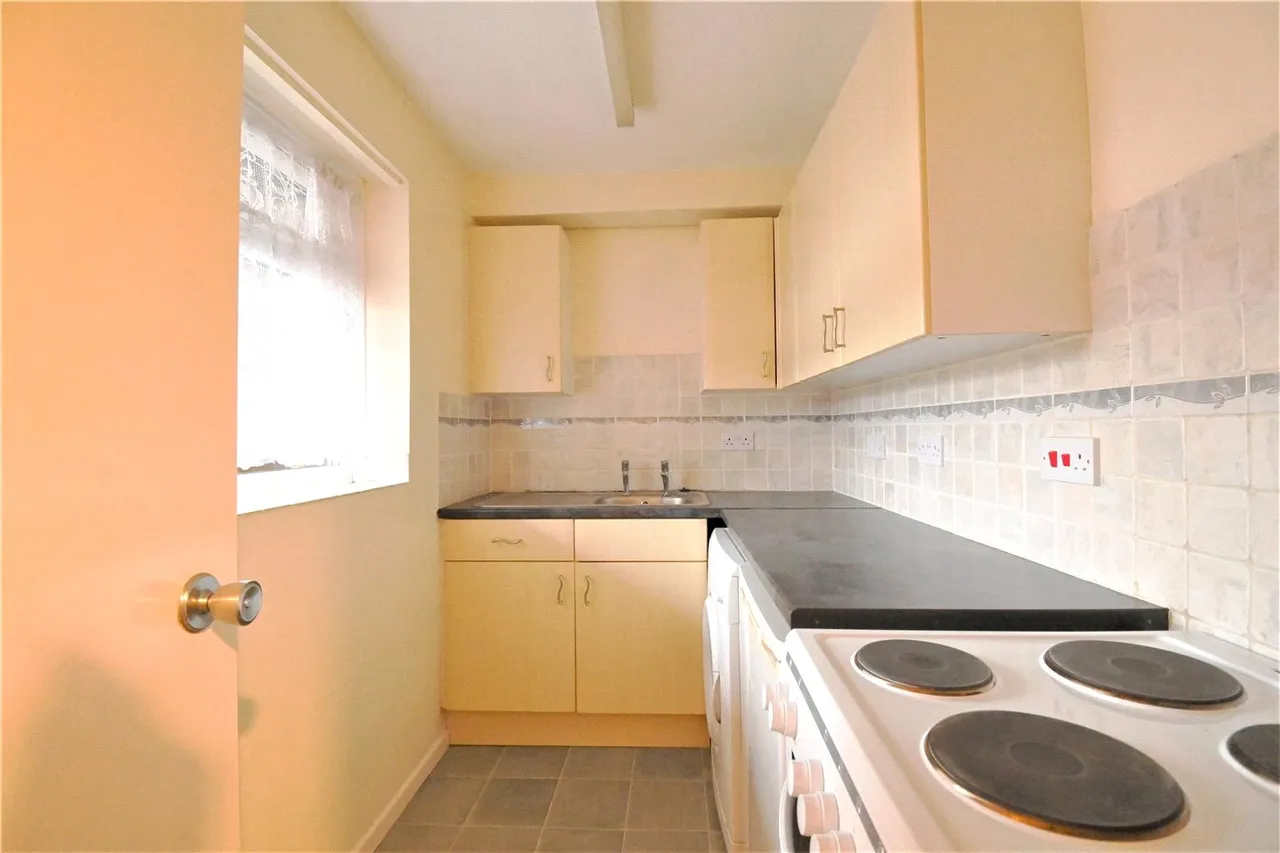 The Danes, Goat Lane, Basingstoke, Hampshire, RG21, photo 3