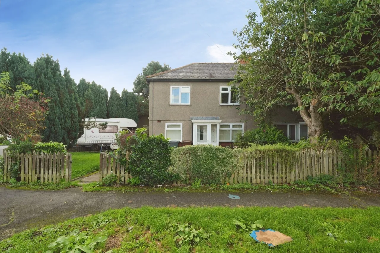 3 bed house for sale, North Street, Colne, BB8