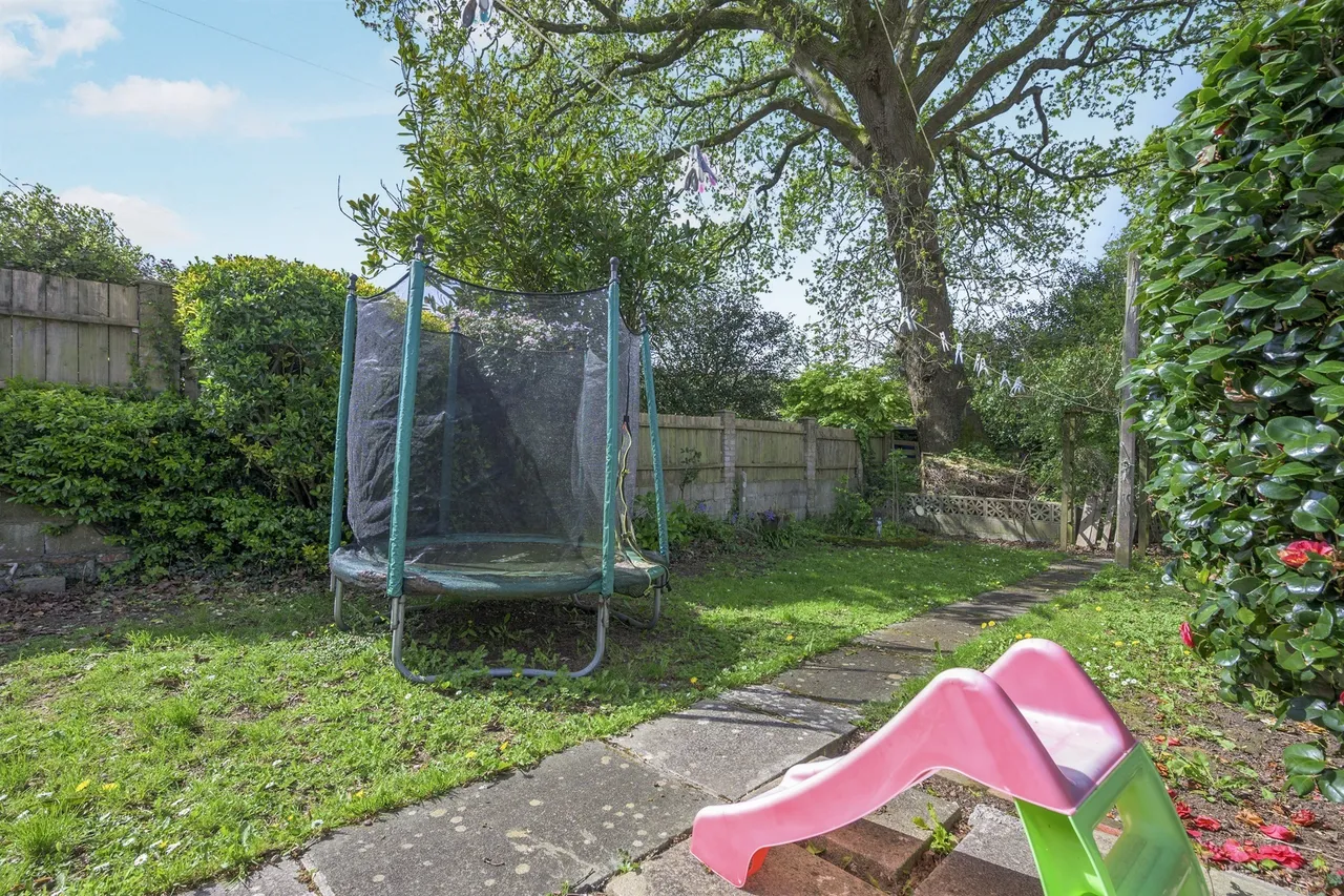 Hele Gardens, Plymouth, PL7, photo 18