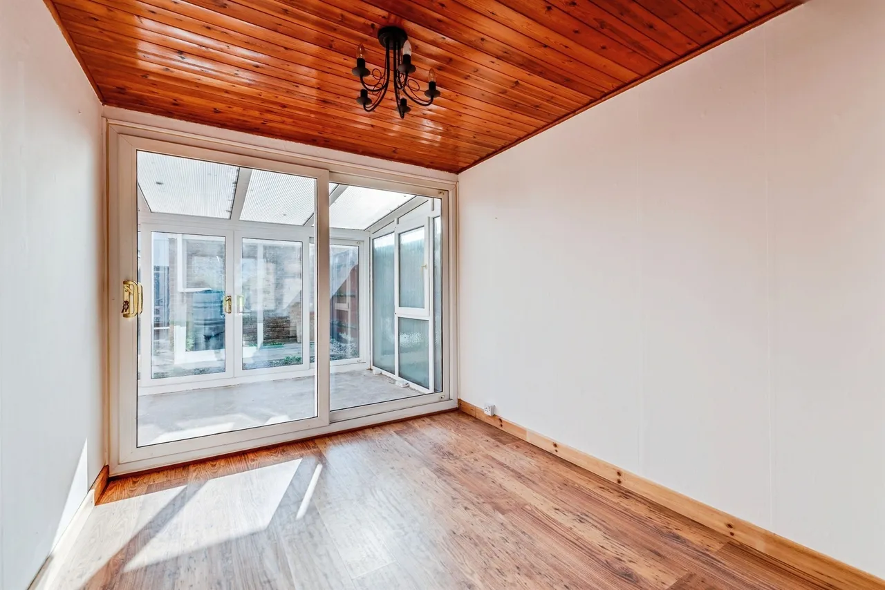 Lodden Avenue, Berinsfield, Wallingford, photo 7