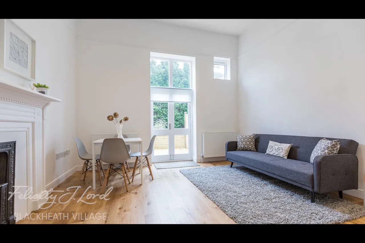 Somertrees Avenue, London, photo 2