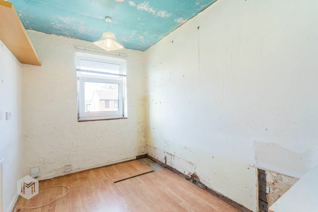 Grange Avenue, Little Lever, Bolton, BL3 1NT, photo 11