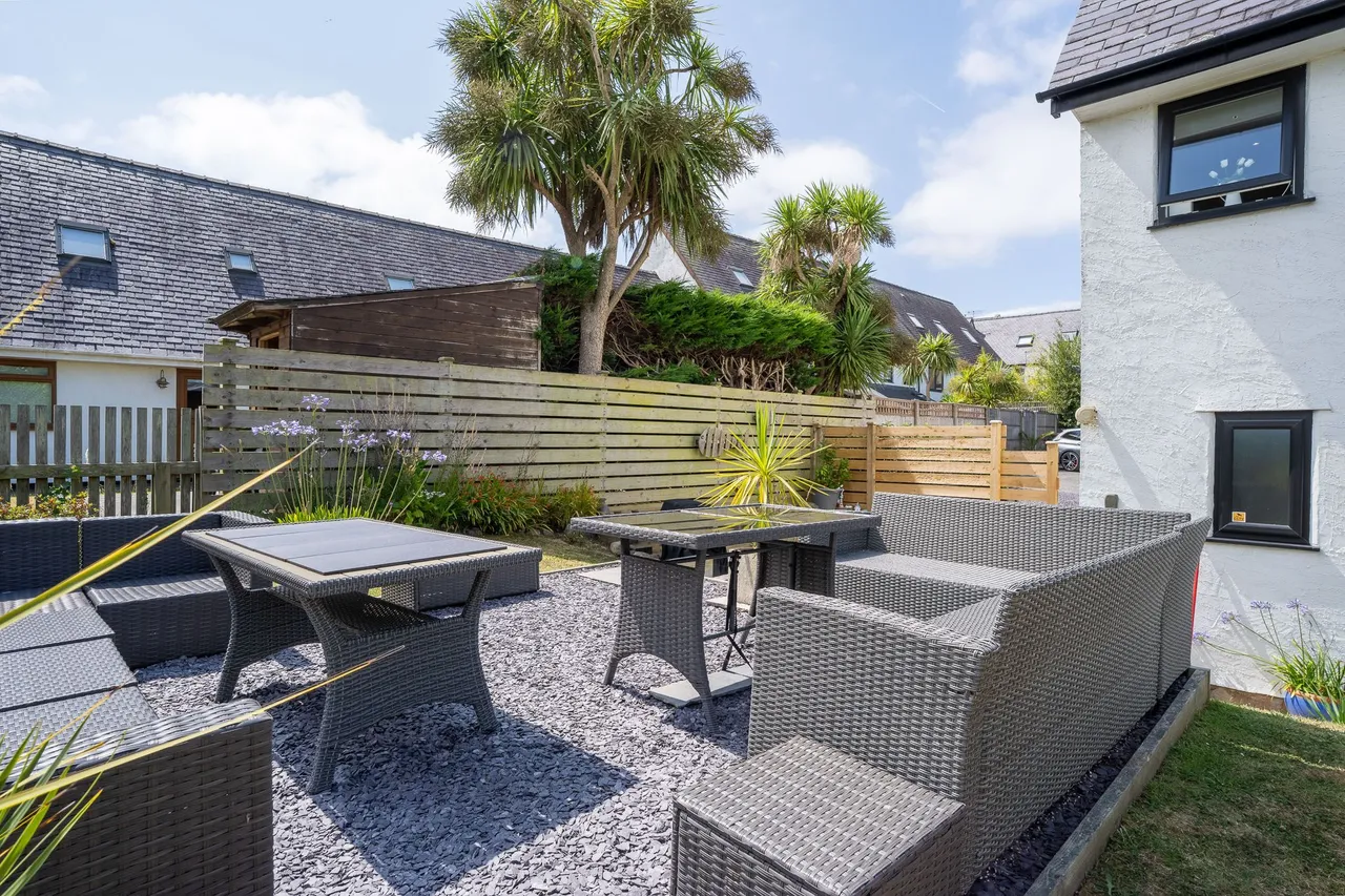 Min Y Don 252, Cae du Village, Abersoch, Pwllheli, Gwynedd, LL53 7DZ, photo 6