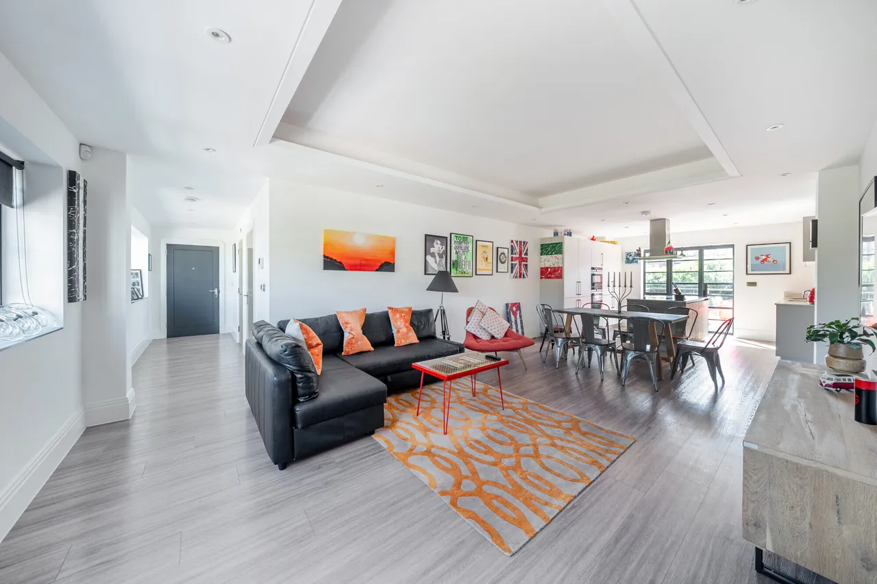 Ware Road, Hertford, SG13, photo 3