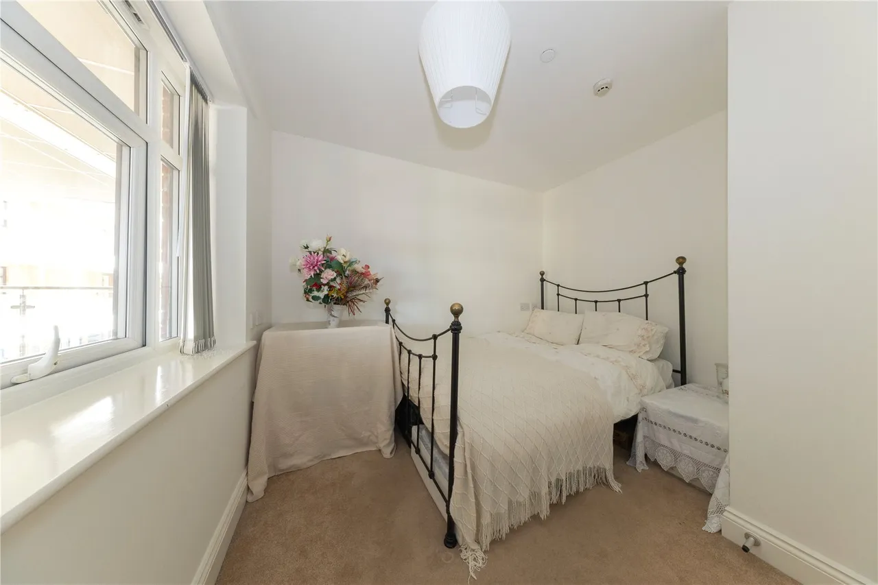 Newport Pagnell, Buckinghamshire, photo 11
