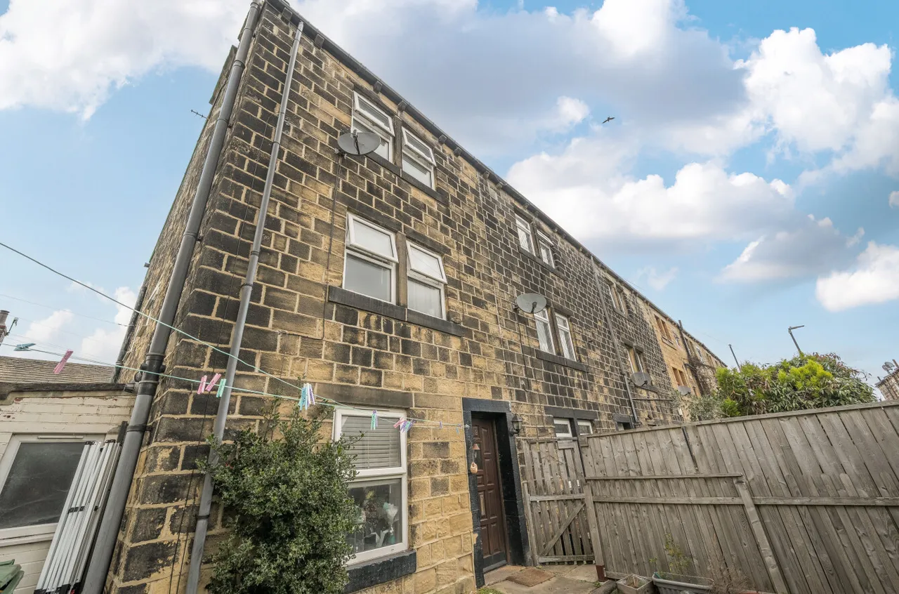 Woodland View, Calverley, LS28, photo 11
