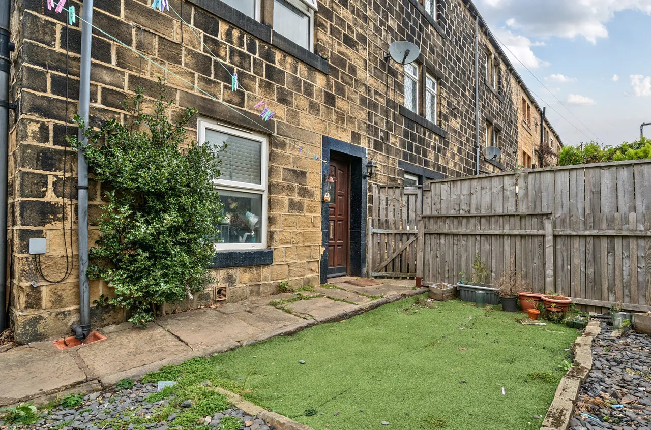 Woodland View, Calverley, LS28, photo 10