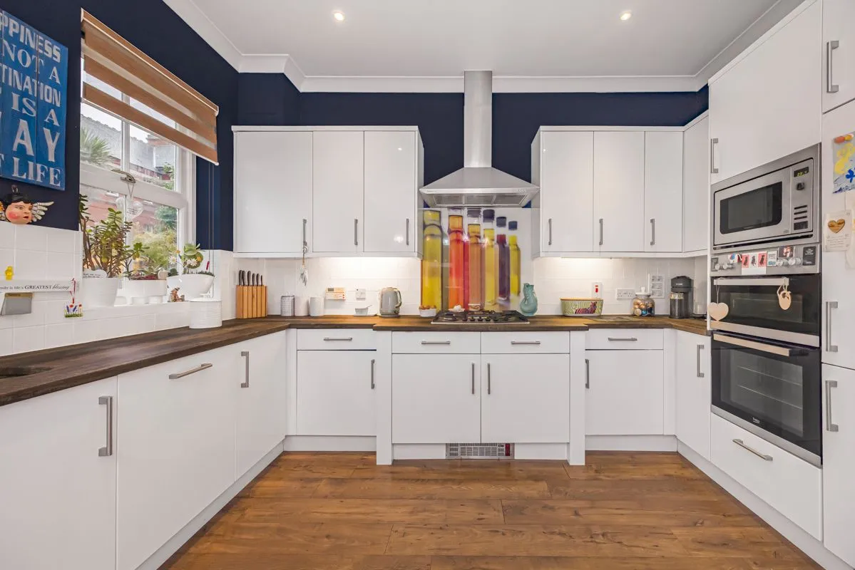 Brandesbury Square, Woodford Green, IG8, photo 7