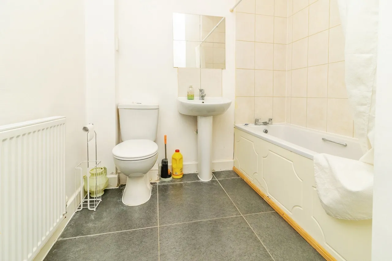 Langham Way, Ashland, Milton Keynes, Buckinghamshire, MK6, photo 12